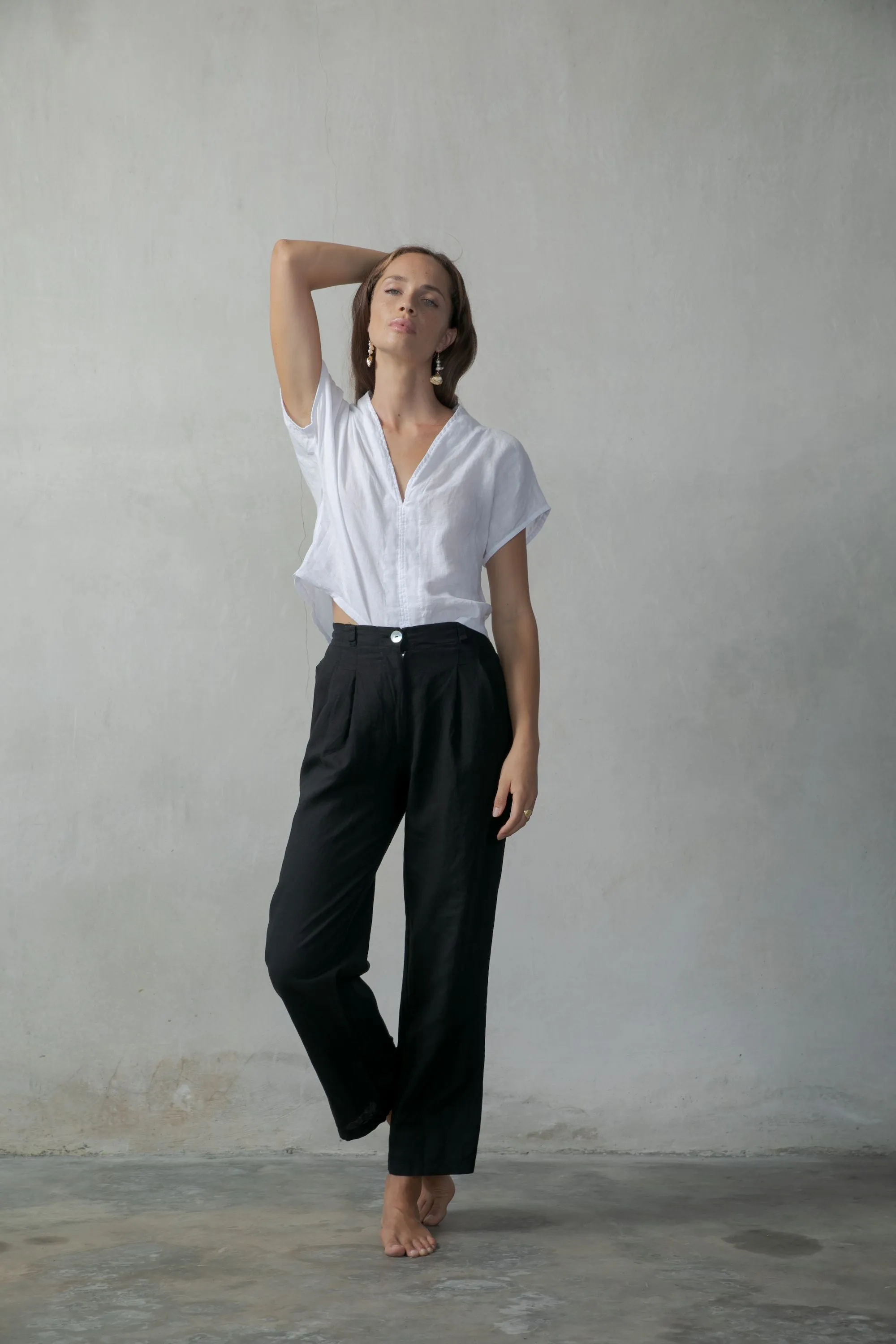 Collo Alto Linen Top White