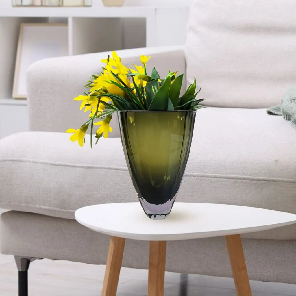 Fancy Glass Vase-Centerpiece-Gift-Minimalist-Quiet Luxury-Modern Design