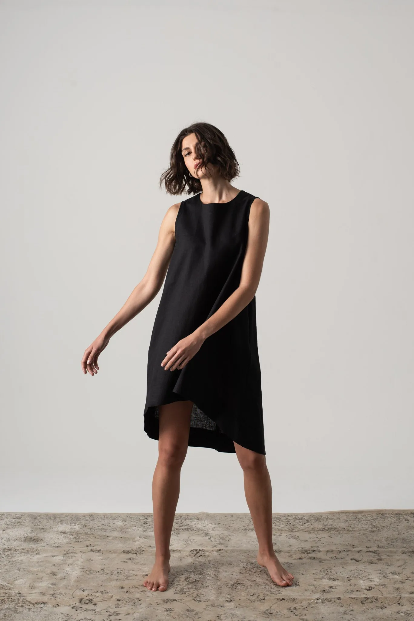 Illya Linen Midi Dress Black