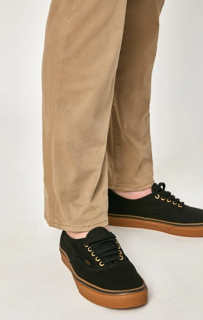 MATT RELAXED STRAIGHT LEG IN BRITISH KHAKI TWILL