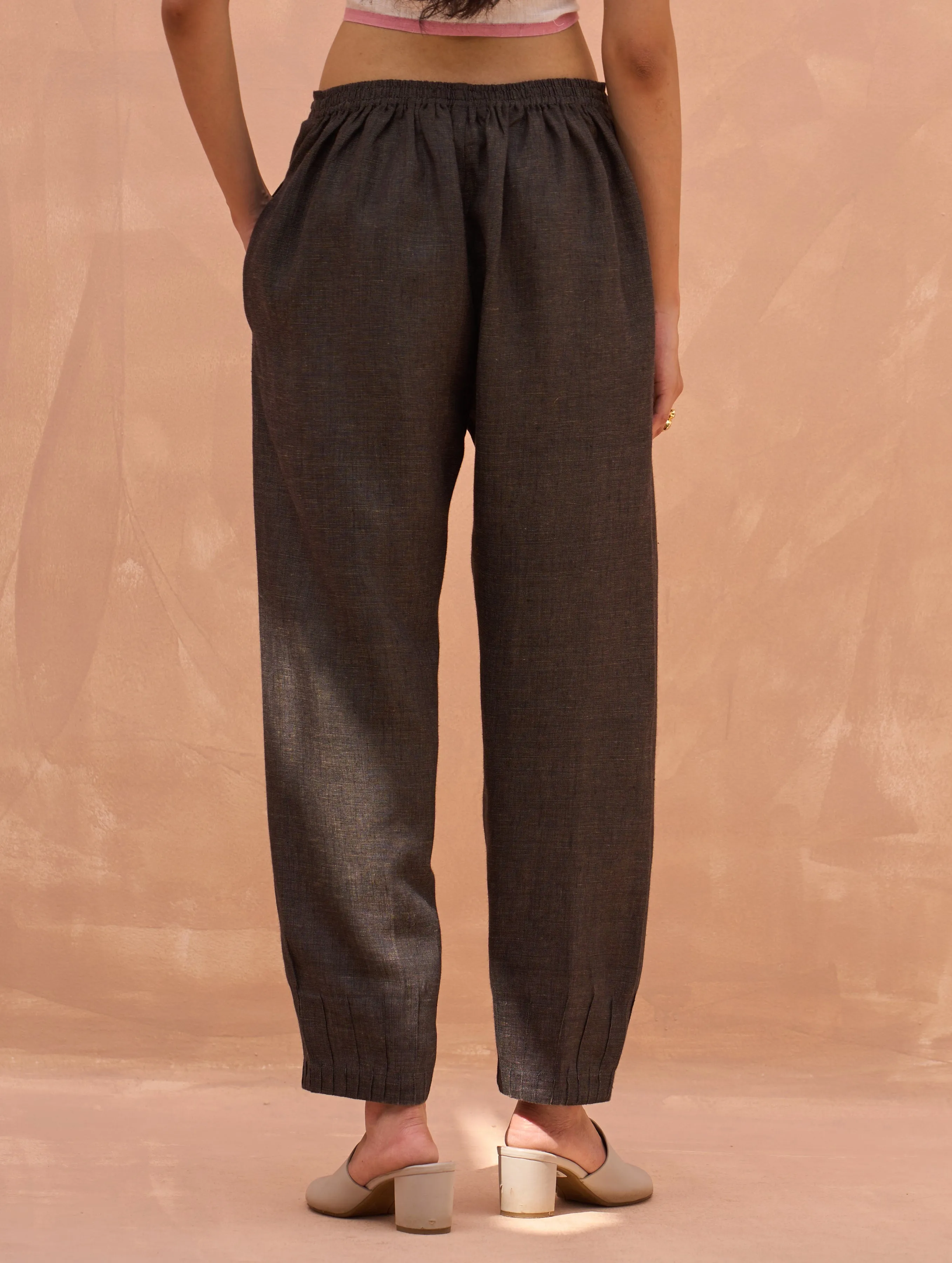 Nena Pintuck Linen Pant - Charcoal