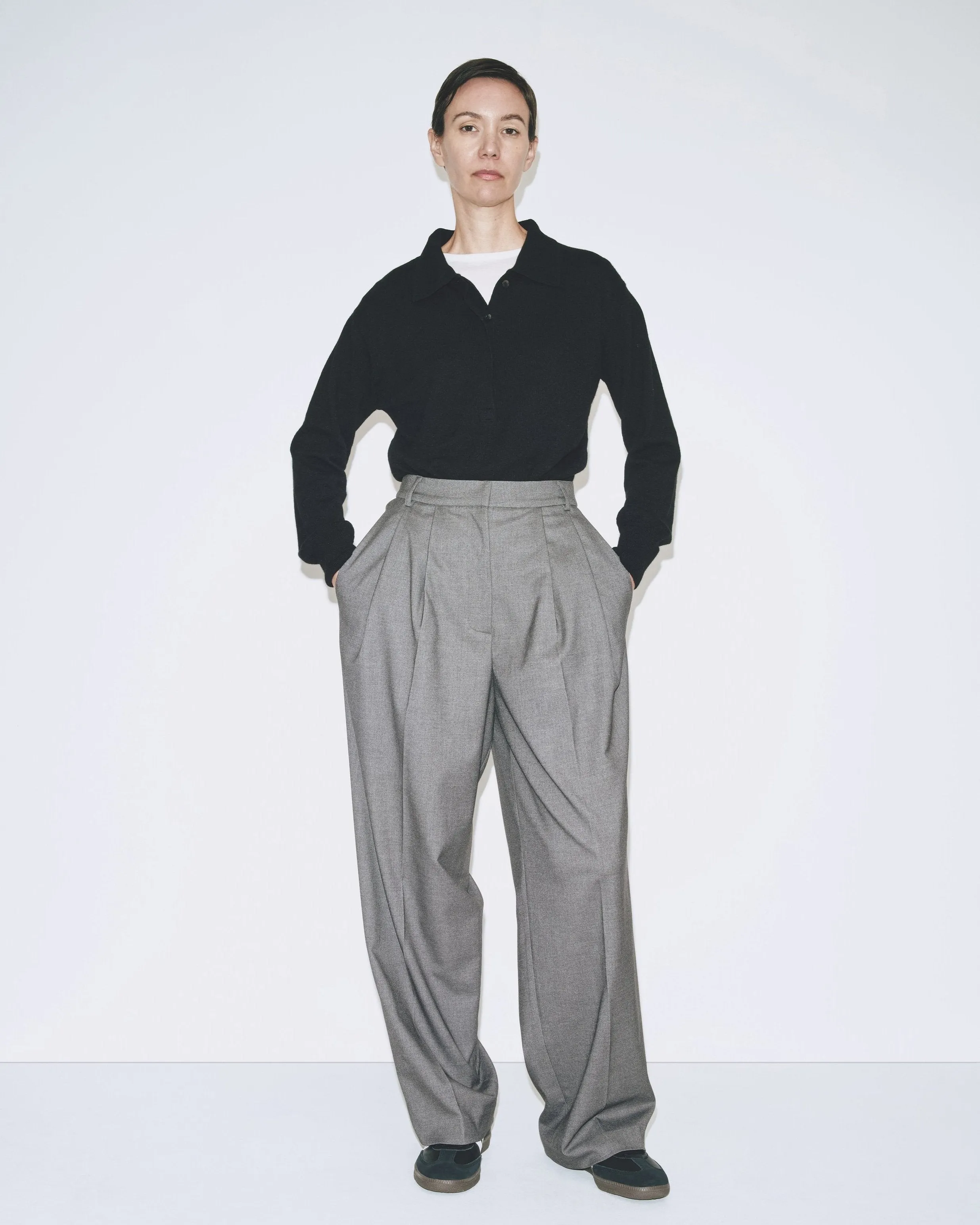 PLEAT FRONT WIDE LEG PANTS