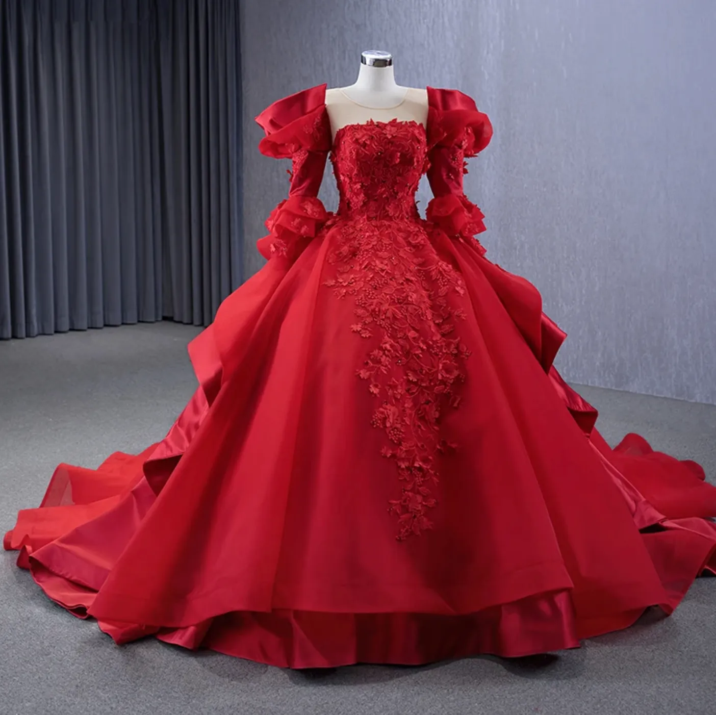 Red O-Neck Long Sleeves Backless Illusion Quinceañera Dress