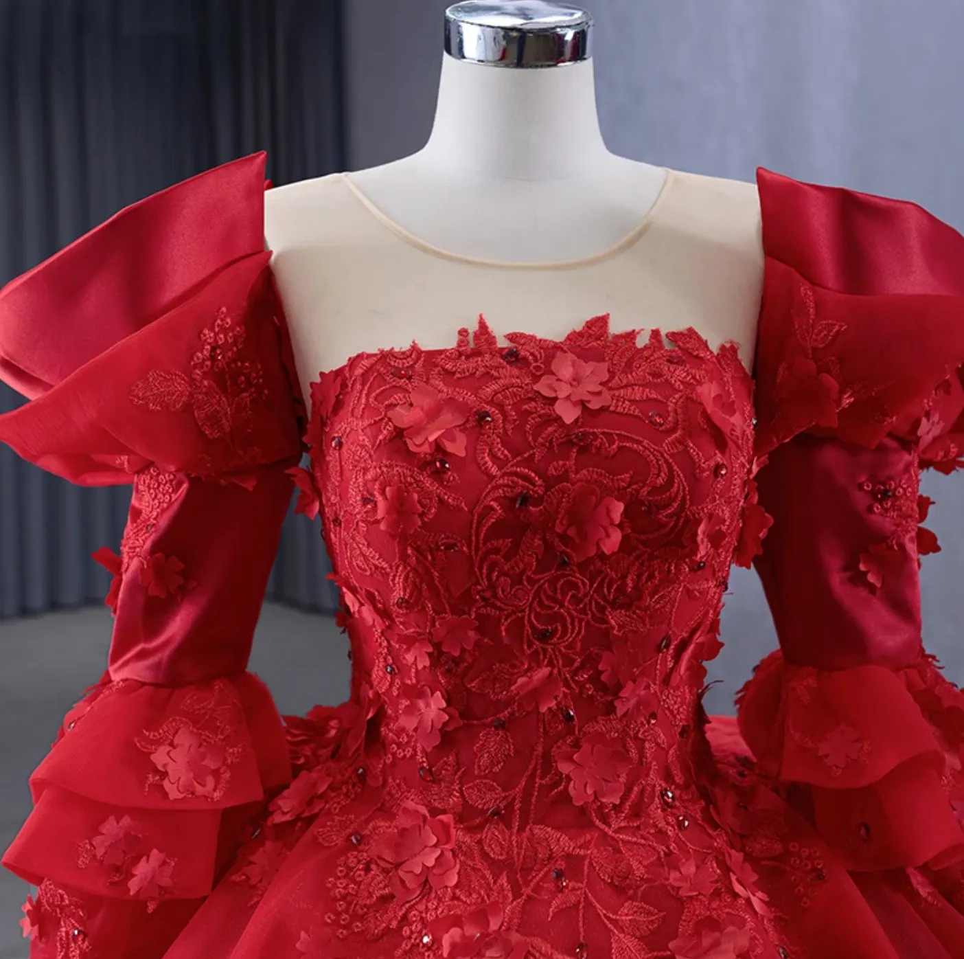 Red O-Neck Long Sleeves Backless Illusion Quinceañera Dress